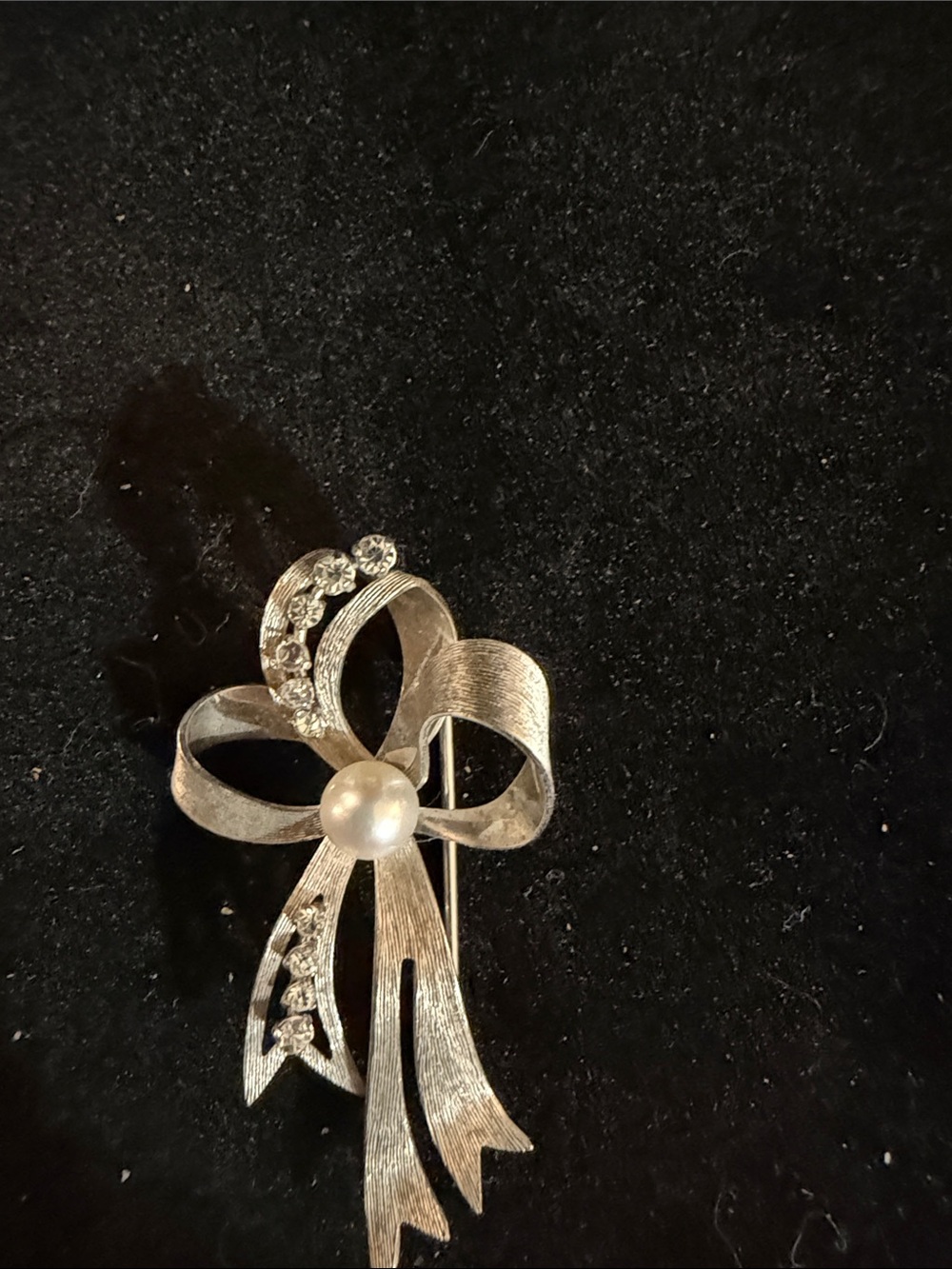 Silver Bow Pearl & Crystal Brooch - Women's Jewelry